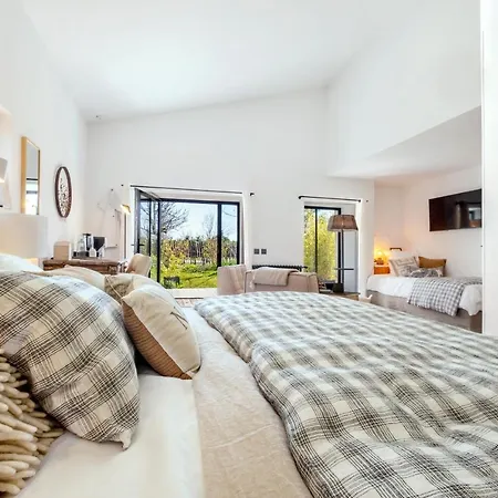 Le Carre 1705 Bed & Breakfast