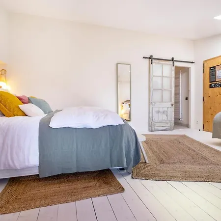 Le Carre 1705 Bed & Breakfast