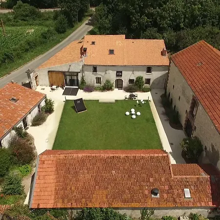 Le Carre 1705 Nocleg ze śniadaniem