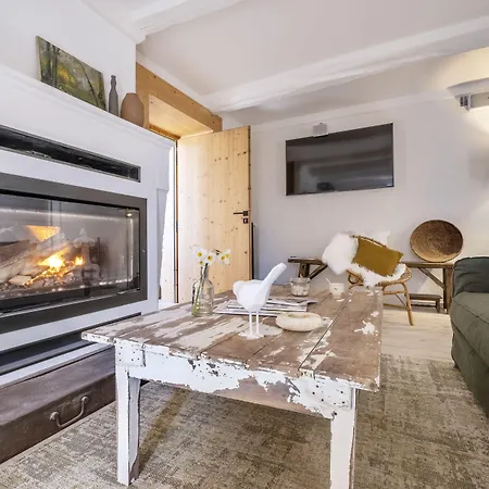 Le Carre 1705 Nocleg ze śniadaniem 3*